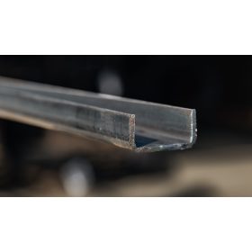 HH.U - acél    60 x 40 x 4 / fm