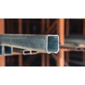 Függőkapu sín C 42x53 horganyzott / 6fm