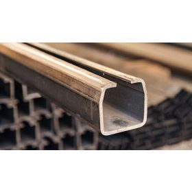 Úszókapu sín C-75x80x5