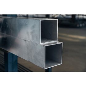 Alumínium zártszelvény    100x40x2