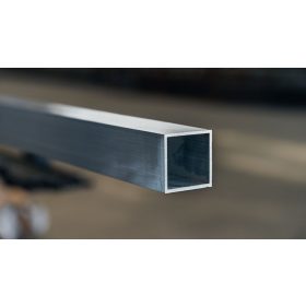 Alumínium zártszelvény     40x40x2 AlMgSi0,5 F22