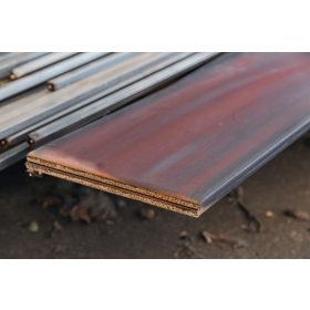 Laposacél   100 x  4 / fm