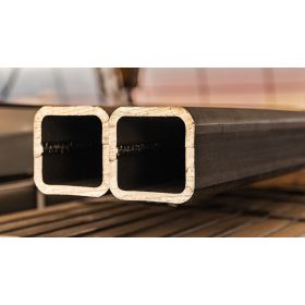 Zártszelvény     60x60x8  S355 / fm